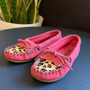 Girls Minnetonka loafers